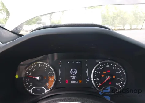 2018 Jeep Renegade Upland Edition 4X4 из США, поврежденный, VIN ZACCJBAB3JPH65608